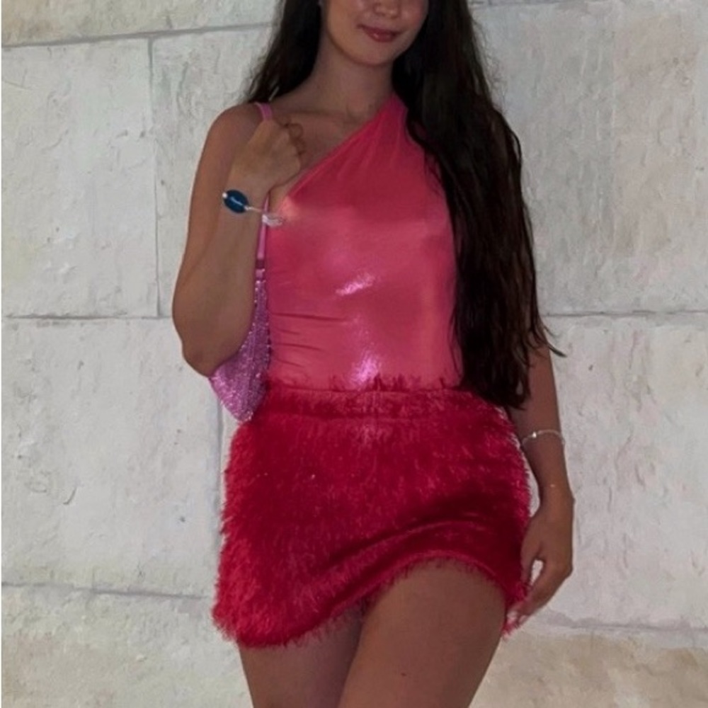 Metallic shirt and fuzzy skirt set pink